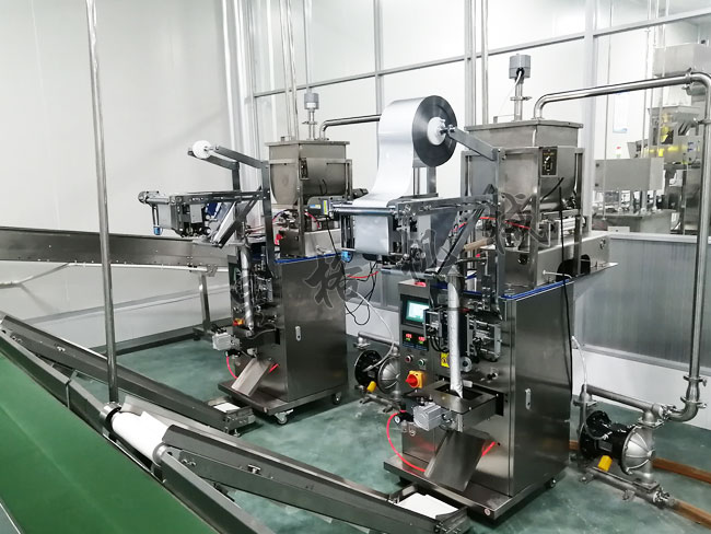 新品展示:自动袋装酱料包装机(图2) 新品展示:自动袋装酱料包装机(图2)
